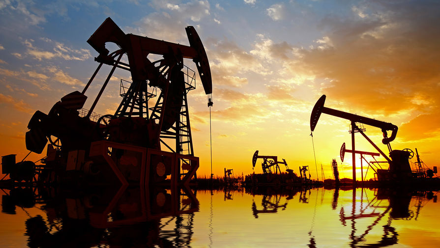 В течение праздничной недели нефть останется под давлением