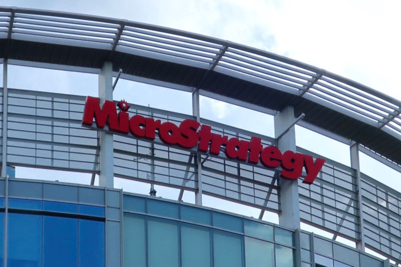 MicroStrategy сможет вернуть себе прибыльность благодаря биткоину