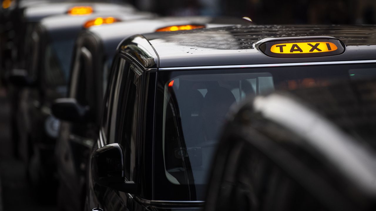 Uber станет партнером службы такси Лондона