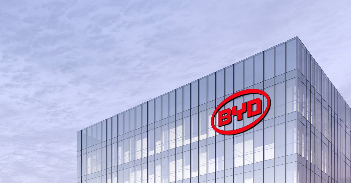 BYD успешно движется к выполнению годовой цели по продажам